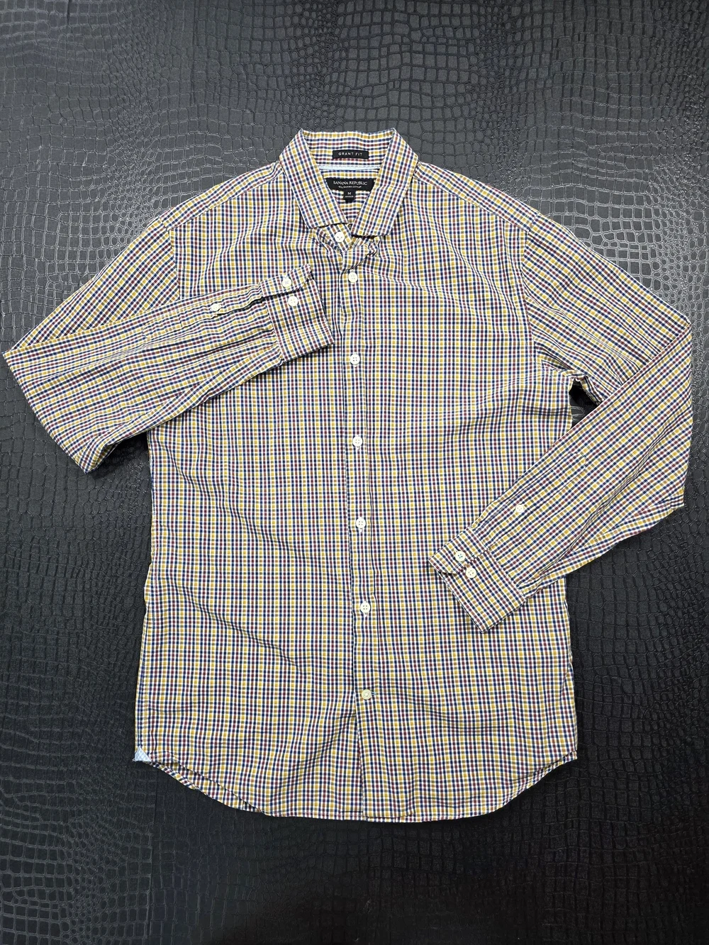 Banana Republic Grant Fit Button Down 120s Supima Cotton Medium MultiColor Check